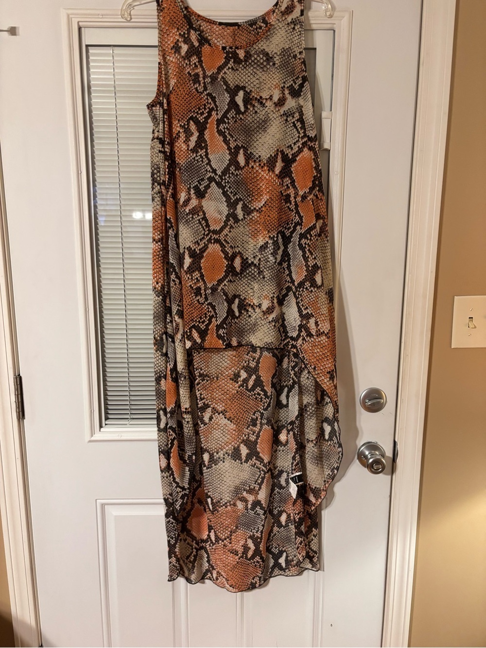 Snake-Print Beach cover up 🏝️